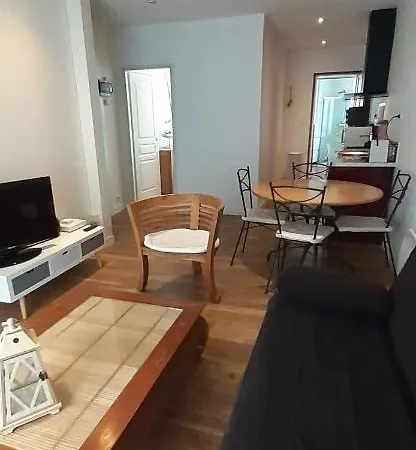 20 Rue Edouard Corbiere, Proche Gare Sncf De شقة *