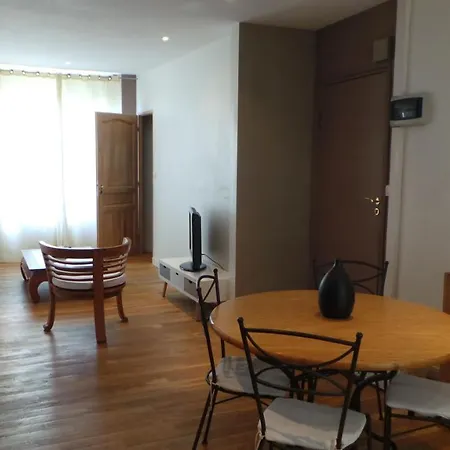 20 Rue Edouard Corbière, Proche Gare Sncf De Appartamento *