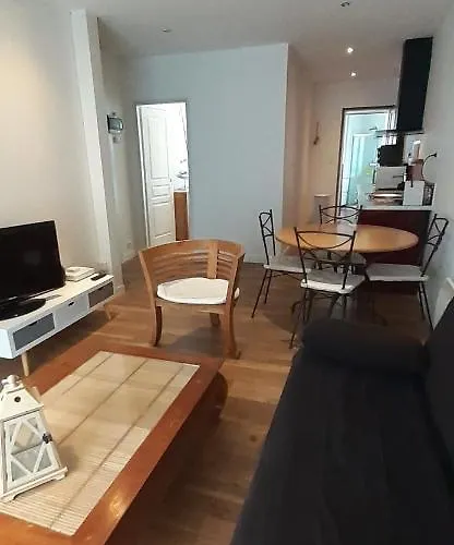 20 Rue Edouard Corbiere, Proche Gare Sncf De شقة *